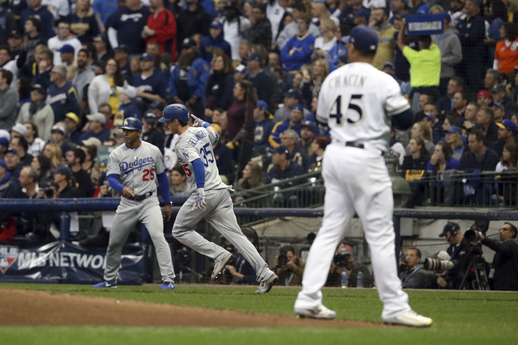 Dodgers 5, Brewers 1